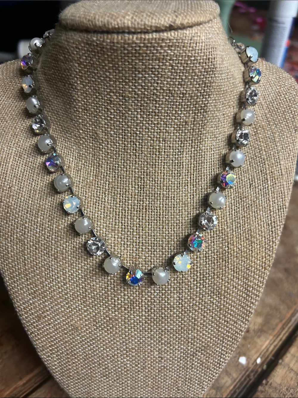 Sabika choker